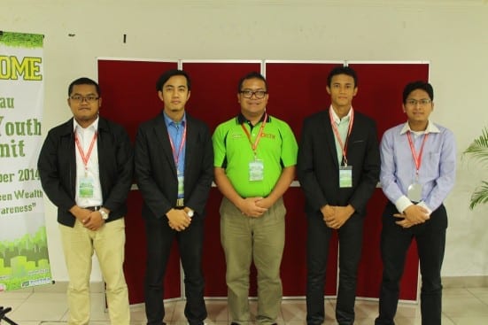 The UTM ‘YaHijau’ newly appointed ambassadors of Green Foundation after the appoinment ceremony held at KL Convex. 