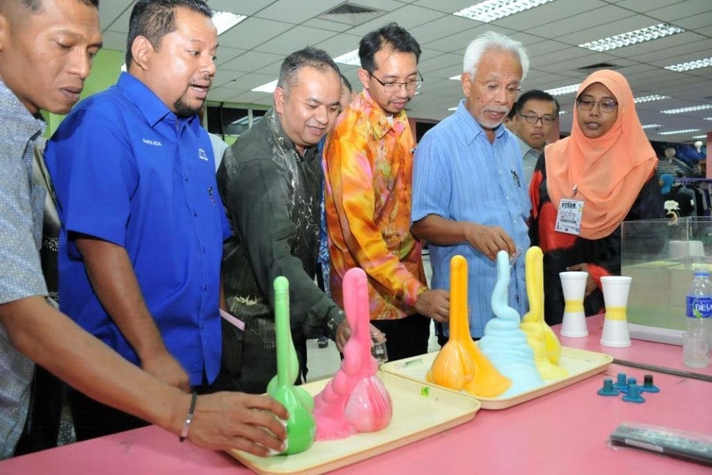 UTM-Yayasan Bandaraya JB anjur Mini Karnival STEAM  UTM NewsHub