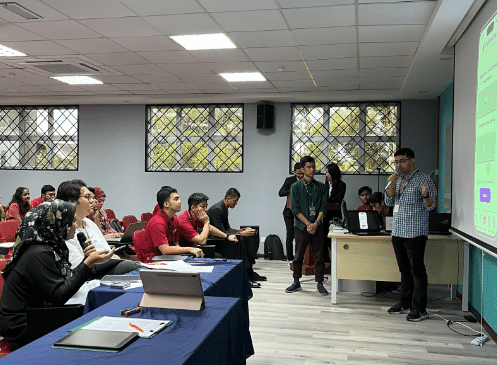 Participants are questioned by the jury