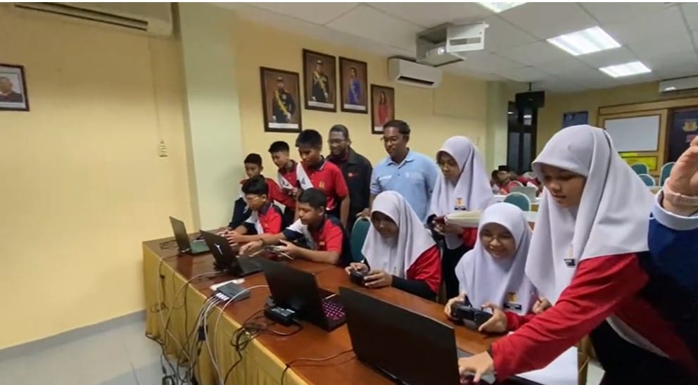 Pelajar SMK Bandar Putra