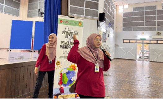 Sesi ceramah disampaikan oleh saudari Suhaida Hamid