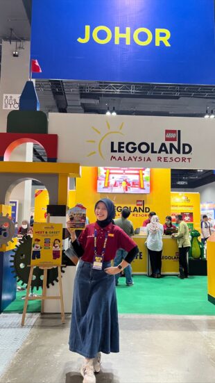 Alvina ketika menjalani latihan industri di Legoland