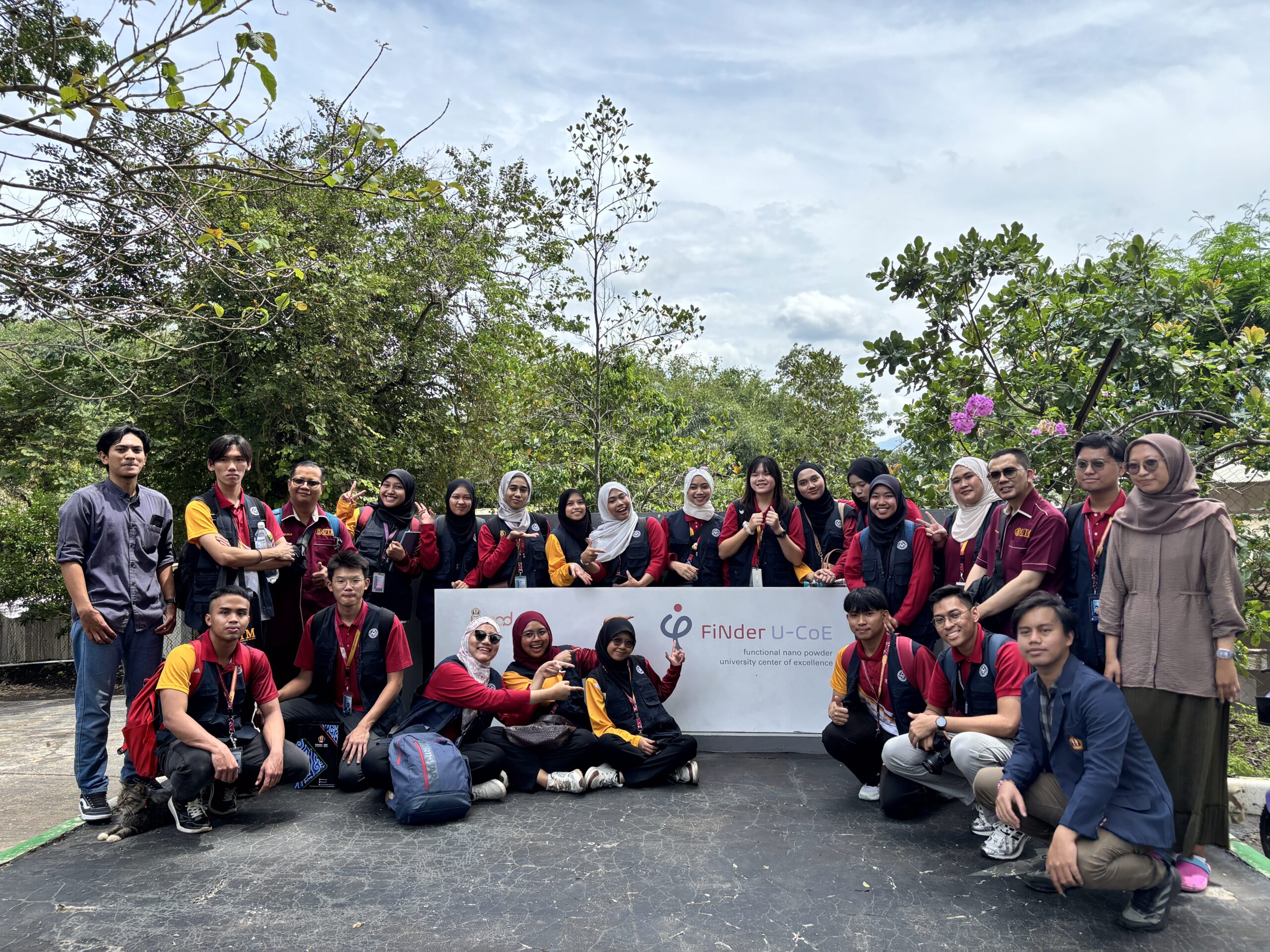 Delegasi KTHO UTM ketika lawatan ke Makmal FINDER FMIPA UNPAD - kredit MEDIA MOVE24