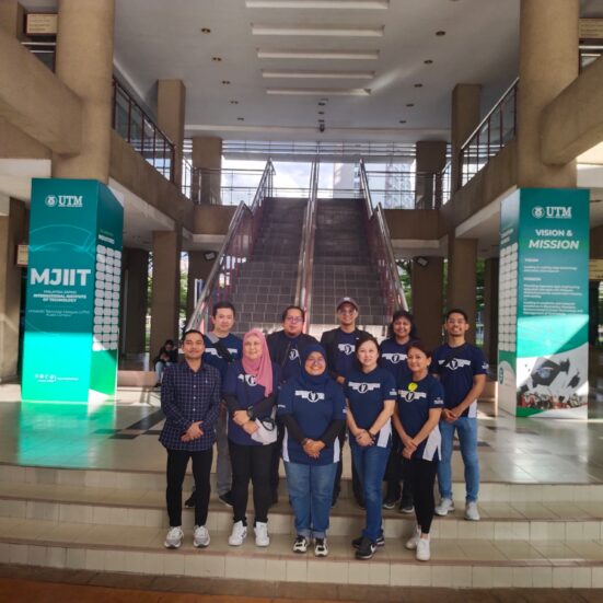 Group photo of representatives and facilitators from Prudential Assurance Malaysia Berhad at the lobby of MJIIT building