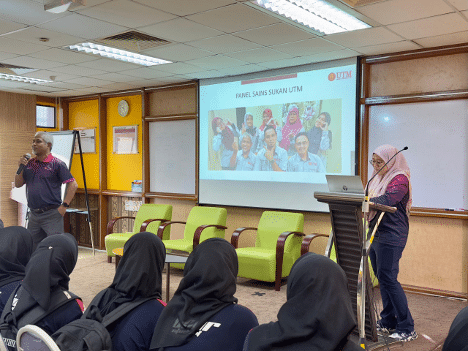 Slot 1 oleh Prof Madya Dr Zainal Abidin bin Zainuddin mengenai taklimat promosi program di FEST