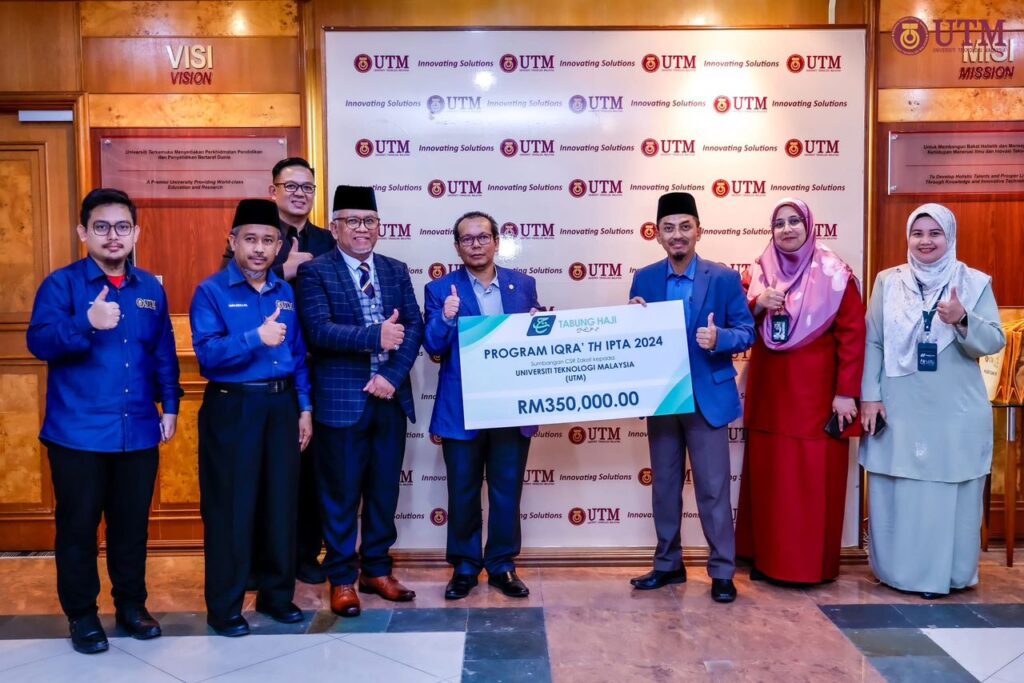 SERAHAN PROGRAM IQRA TABUNG HAJI