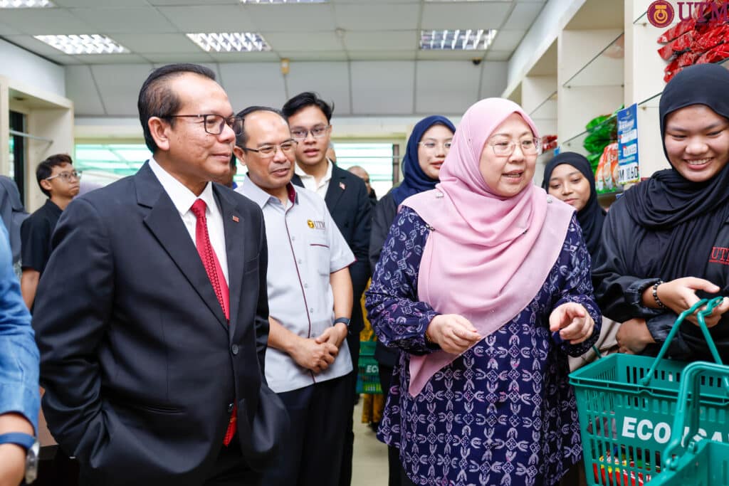 NC Jualan Rahmah UTM NC Jualan Rahmah UTM