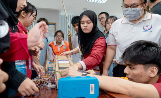 Sesi perkongsian modul Geseran di HCMUTE