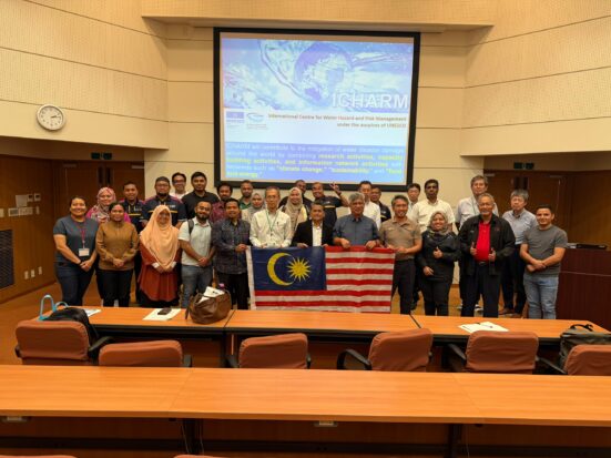 Visit & lecture at International Centre for Water Hazard & Risk Management (ICHARM)