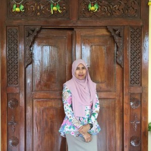 Picture of roziana shaari